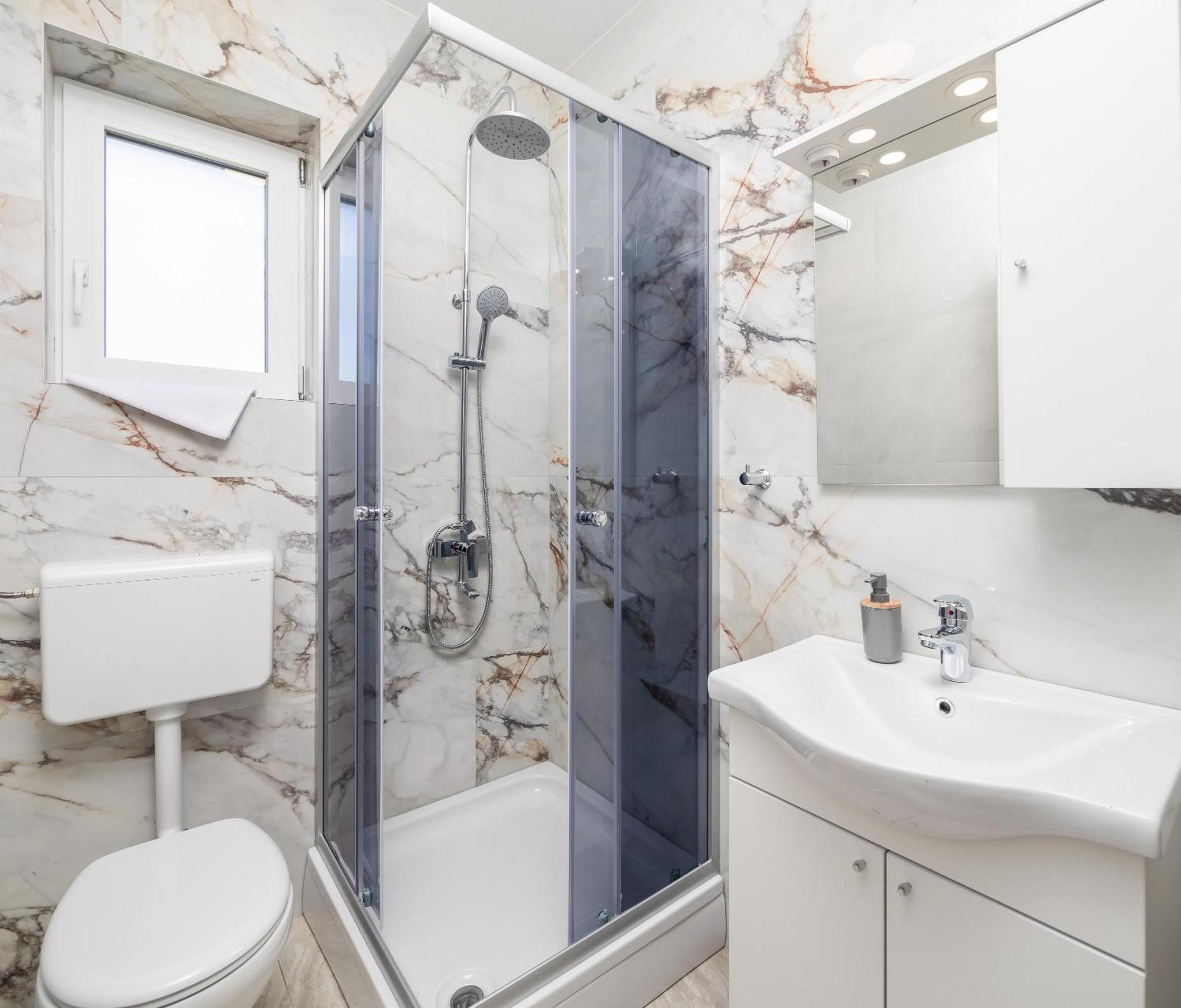 Apartament Beachfront Providenca With Free Parking Makarska