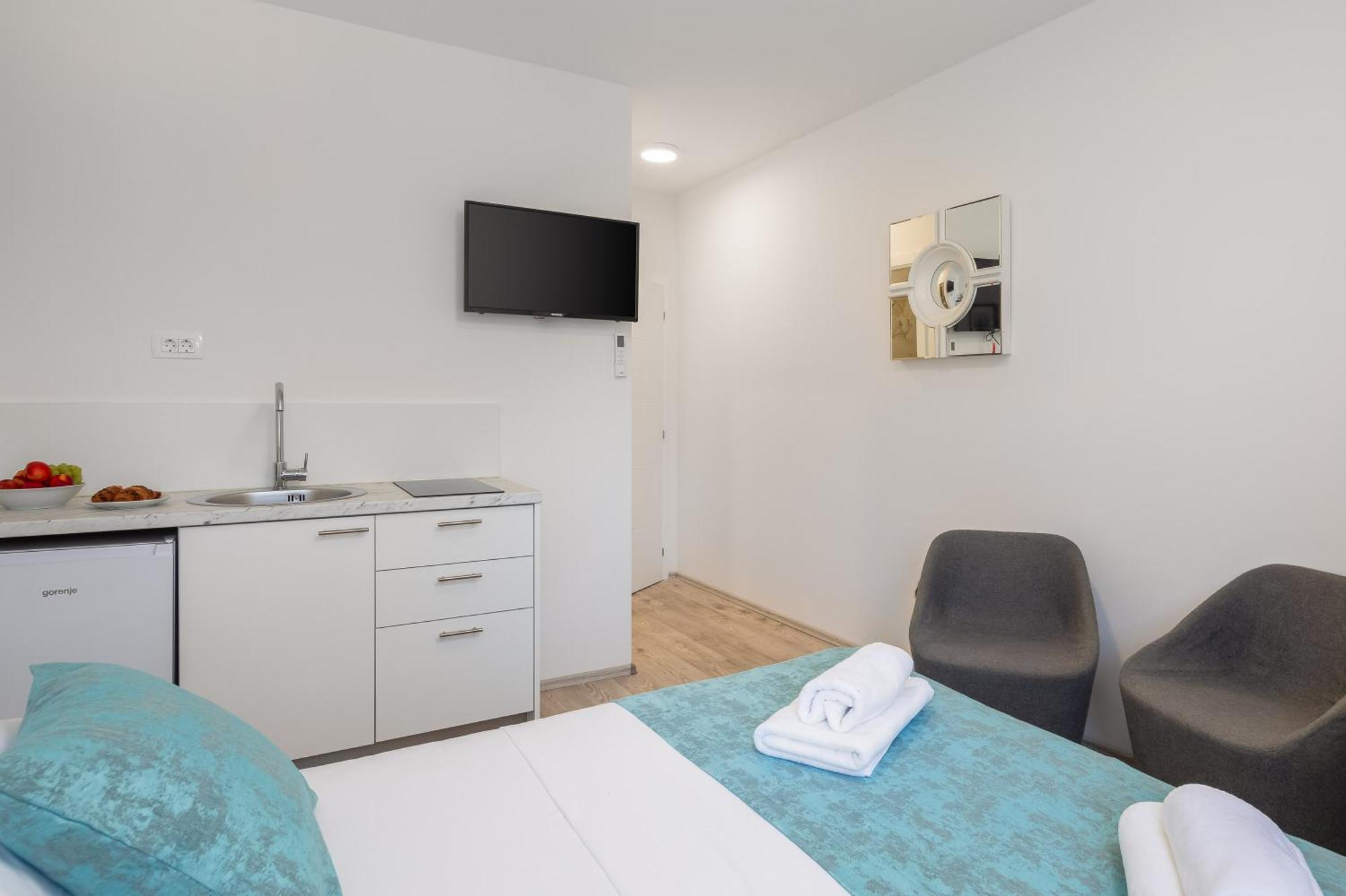 Beachfront Providenca With Free Parking * Makarska