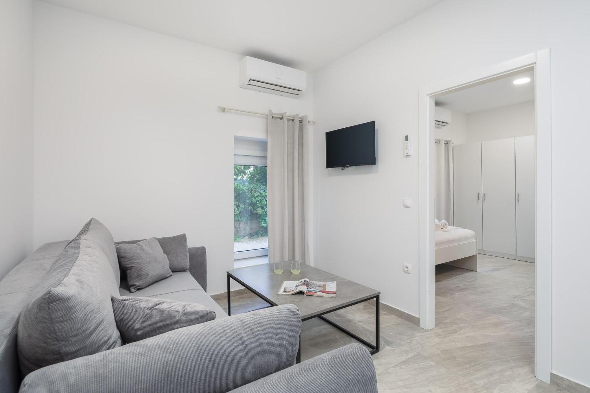 Beachfront Providenca With Free Parking Apartament Makarska