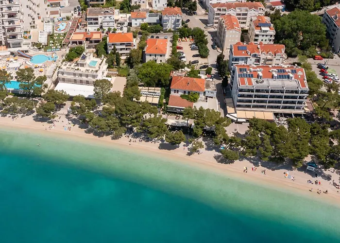 Beachfront Apartments Providenca With Free Parking