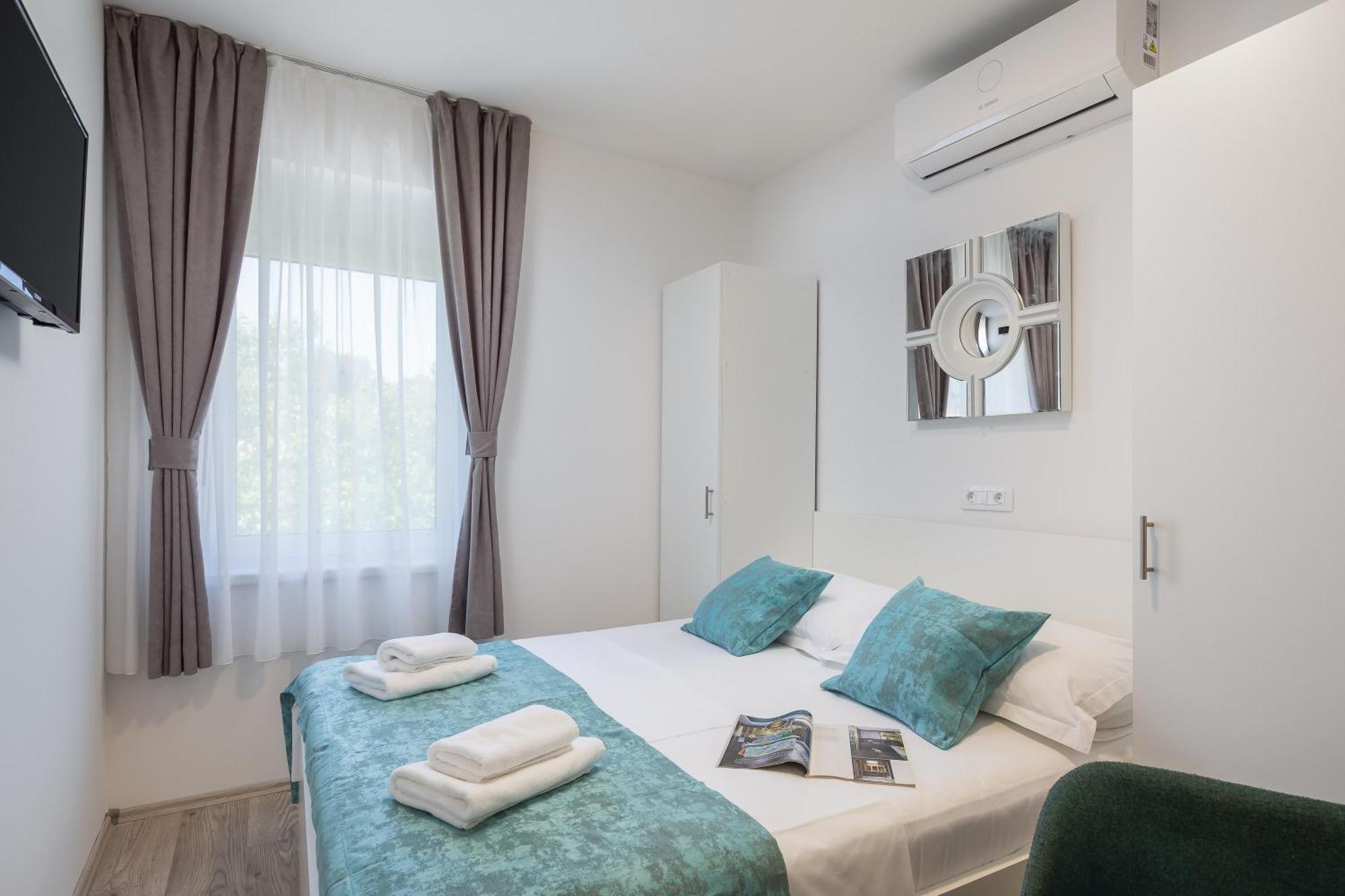 Beachfront Providenca With Free Parking Makarska