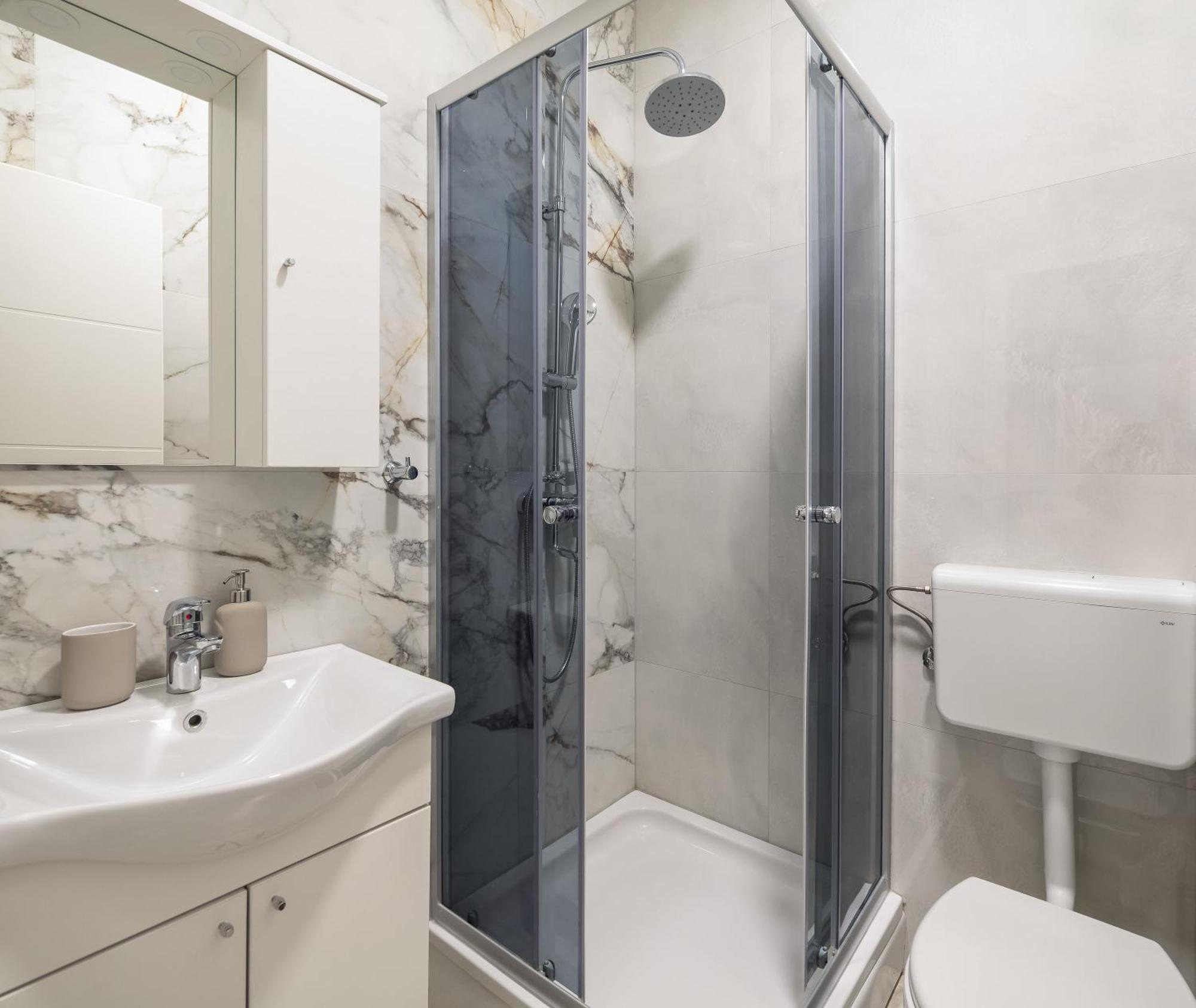 Beachfront Providenca With Free Parking Apartment