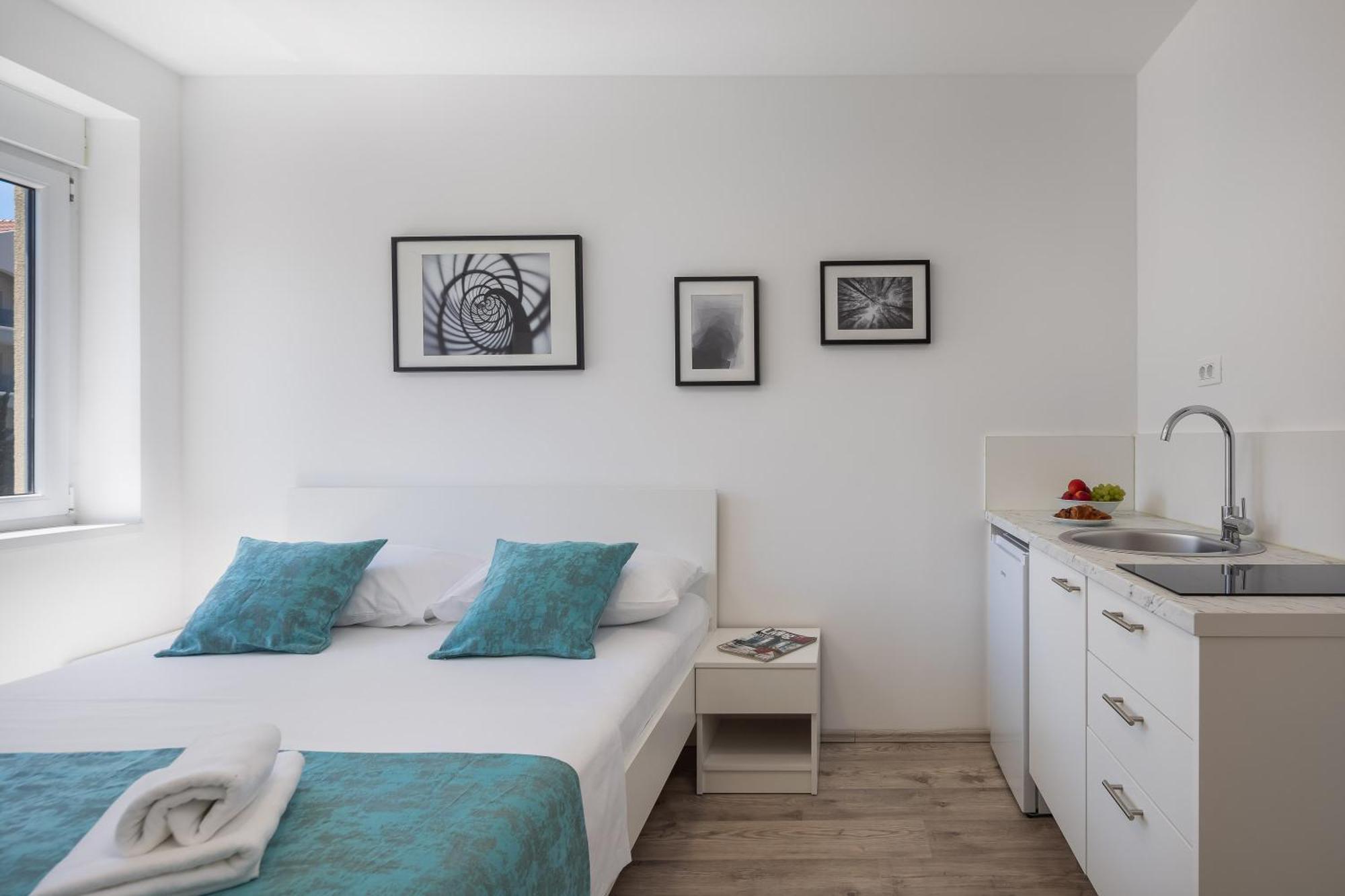 Beachfront Providenca With Free Parking Appartement Makarska
