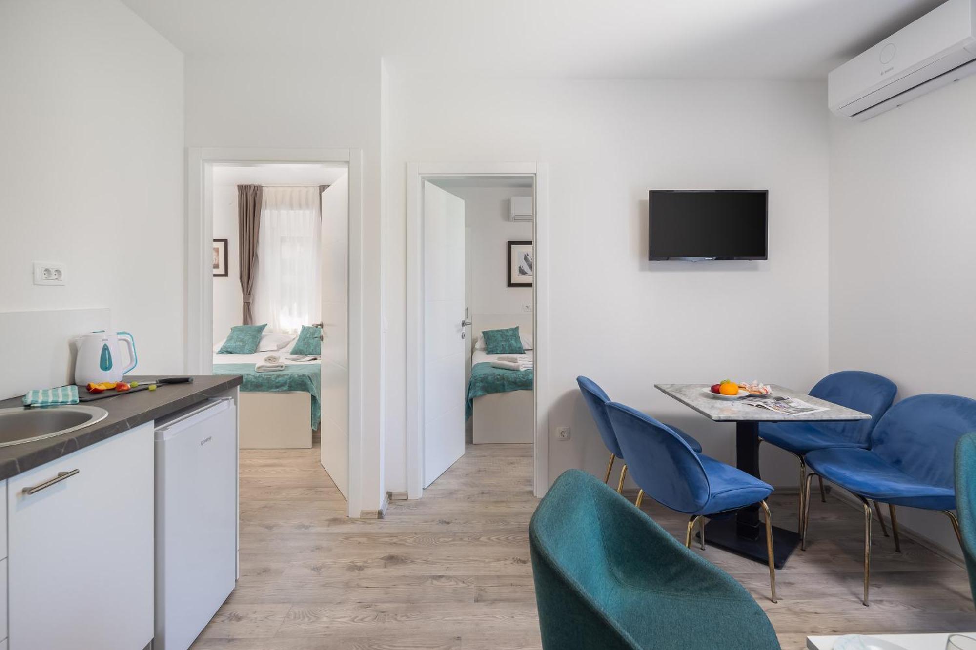 Beachfront Providenca With Free Parking Appartement *